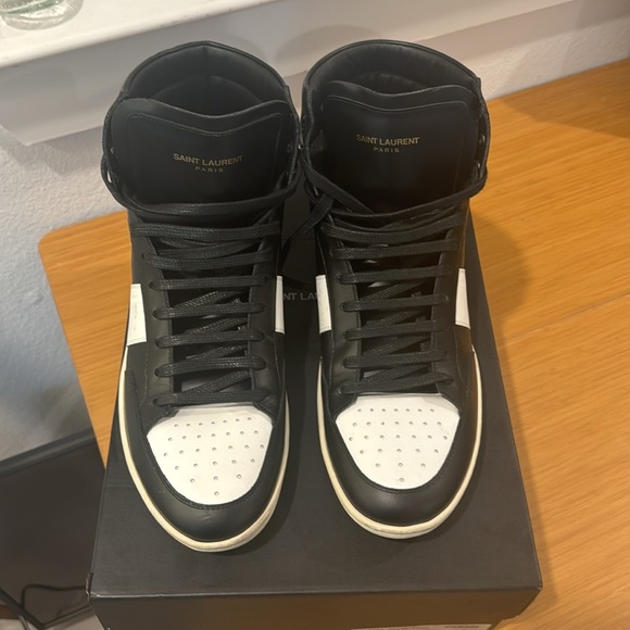 Saint Laurent | SL 44/M Leather High-Top Sneaker - Picture 1 of 10